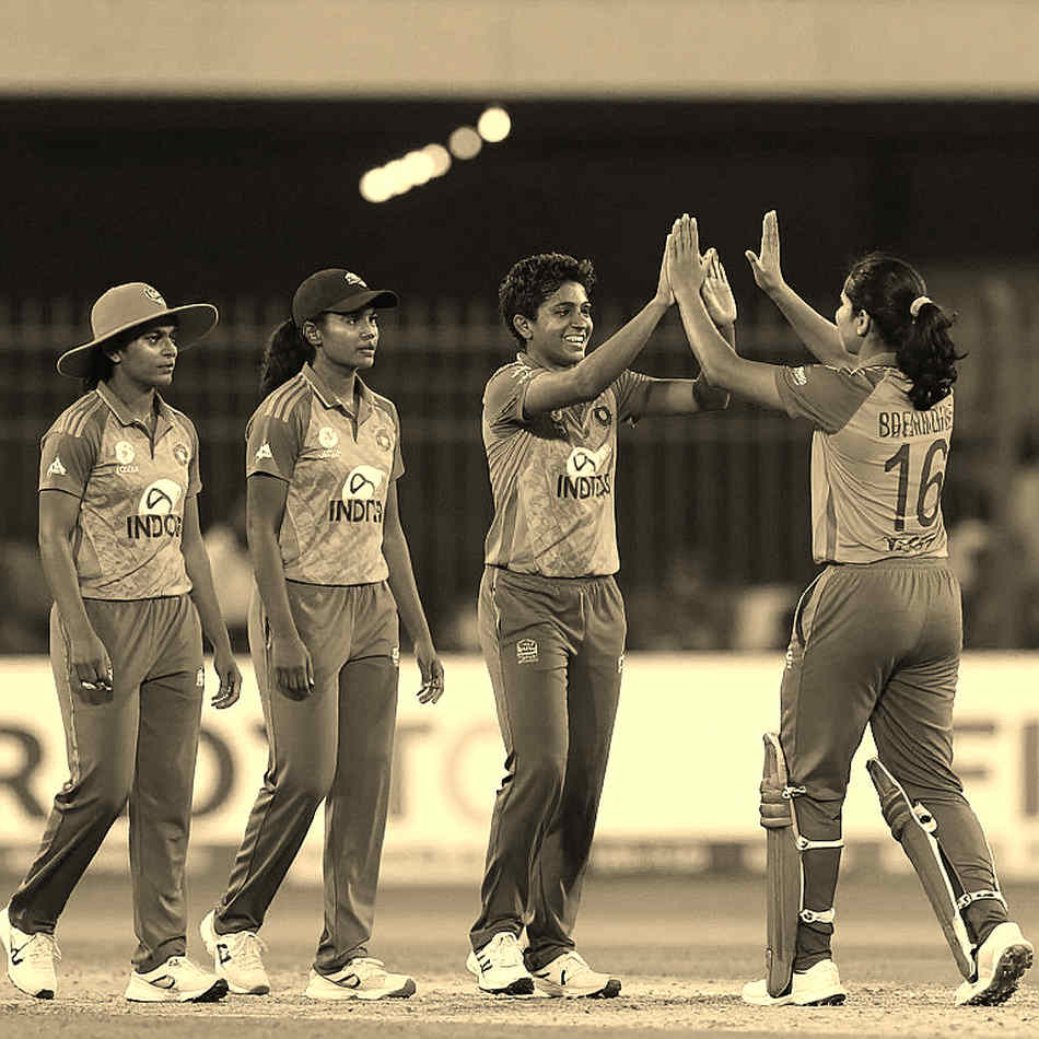 ব্রিসবেনের ৮/৩ থেকে ১৯৫: সোবহানা মোস্তারির সেঞ্চুরি যেভাবে বাংলাদেশের ব্যাটিং সিলিং উন্মোচন করল