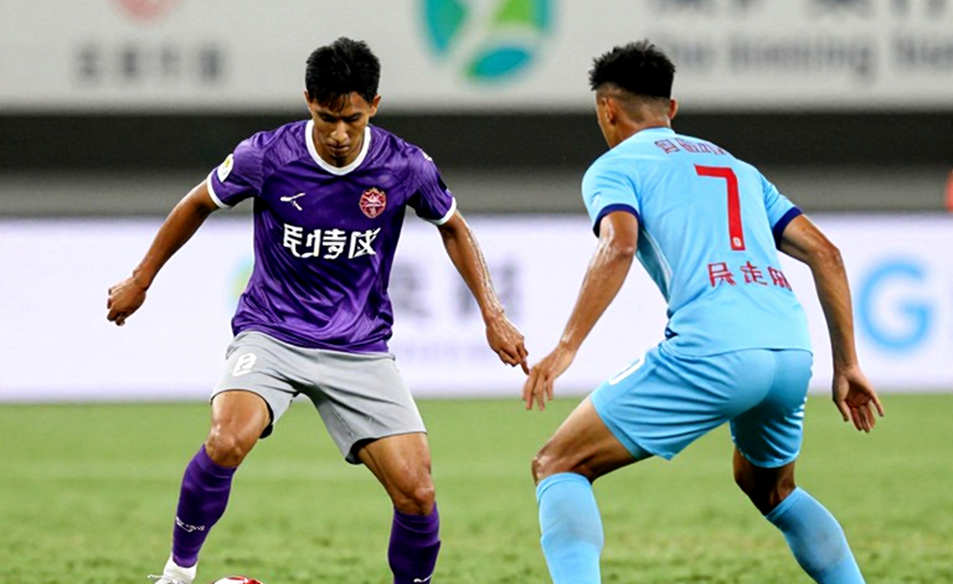 ছাড়ের দামে এক ক্লাব কিংবদন্তি: ২০১১ সালে আতলেতিকো মাদ্রিদ কেন ম্যান সিটিকে আগুয়েরোর উপর ছাড় দিল